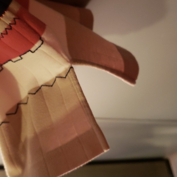 Alfred Dunner Lady's Square Neck Boat Sweater In Colors: Blue,Pink,Tan - Picture 6 of 6